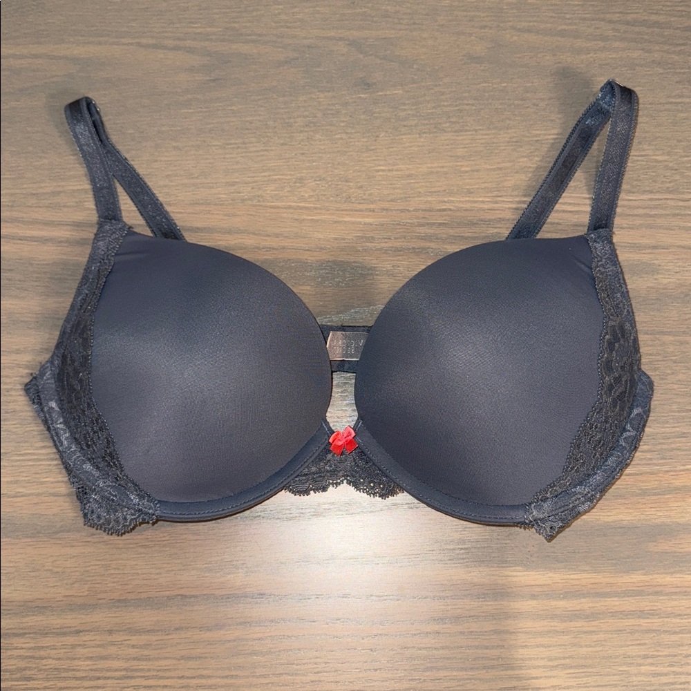 EUC victoria’s Secret dream angels push-up bra size 34D